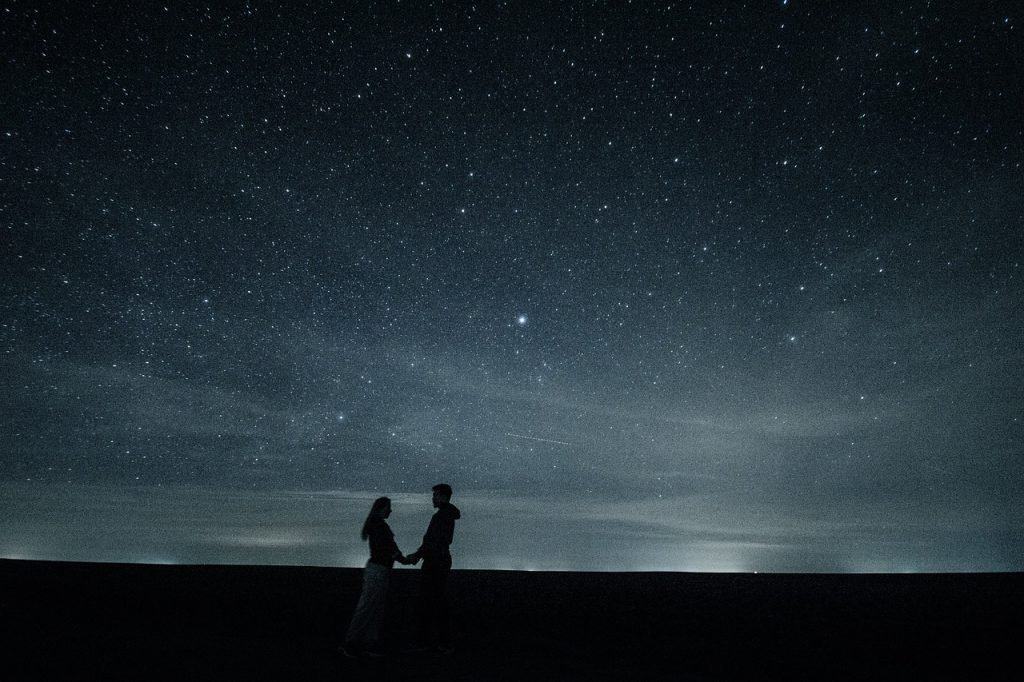 couple and night stars